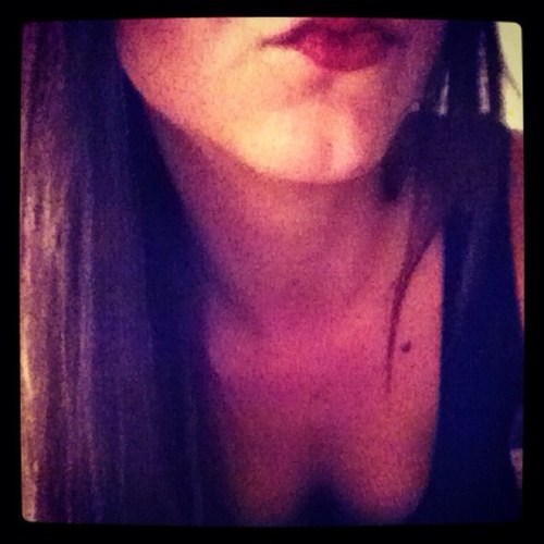 Im 5'7, 21 years old and love to have fun! http://t.co/rGabDCvBIY