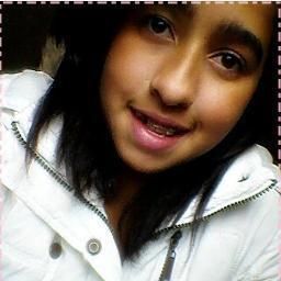 - Enganosa é a beleza & vã a formosuura, mas a mulher que teme á Deus,, essa siiim será louvada *-* s22