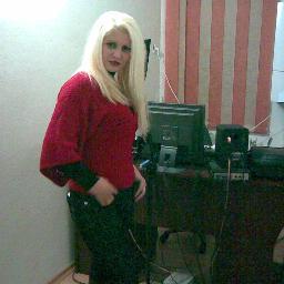 who is happy to help this account http://t.co/yscmSRPd subscribe, thanks Views