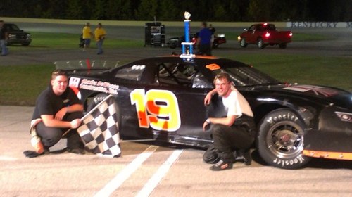 Hwill9's profile picture. 