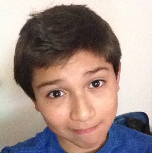 I am a COD player. I have a ps3, no xbox. I like football and basketball #Balling all day