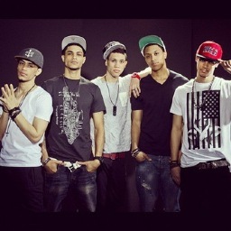 We tweet Imagines of your favorite B5 member! Account run daily by Aaliyah (@YaGirlLiyah96) and Alexis (CoCo_Nilla16)