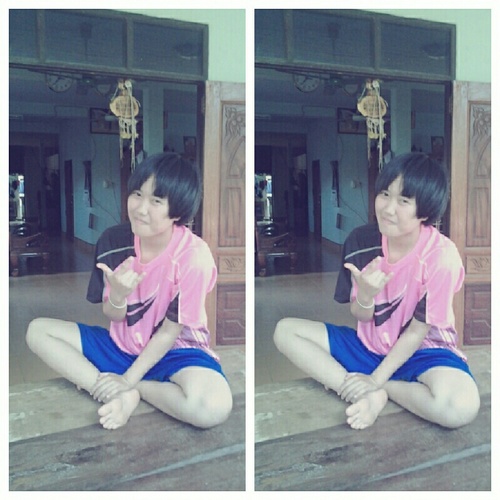 ชื่อเชอรี่น้ะค้ะ :) อายุ 15ปี ฟอลกันเยอะๆหน่อยน้า  ฟอลมาฟอลกับจ้า  -3-