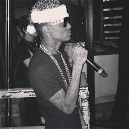 My life my music is all about @souljaboy now I wanna help him I probably won't make a change in how famous he is but here's one tip go follow @souljaboy