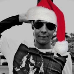 Seguindo esse sonho com vocês @GarnetOficial.Dê RT nos melhores #imaginegarnet!!
Since : 03/11/10