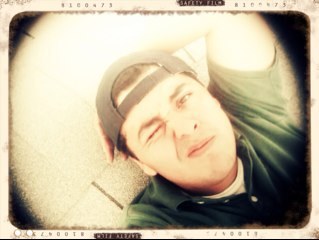 carlosminor's profile picture. 