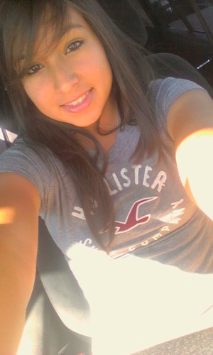 karely gomez ( KarelygmzKarely) Twitter karely gomez ( KarelygmzKarely) Twitter