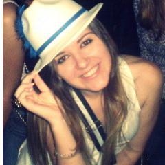 alinerobertas's profile picture. Aprendendo a viver nesse mundo louco!
