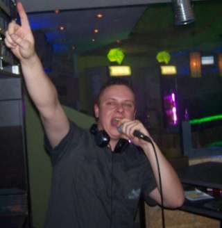 DjMikeDo's profile picture. Producer, Booking DJ for Disco and Private Party's. Musik aus allen Richtungen ob oldies, pop, rock, House, Dirty Dutch oder Hardstyle :)