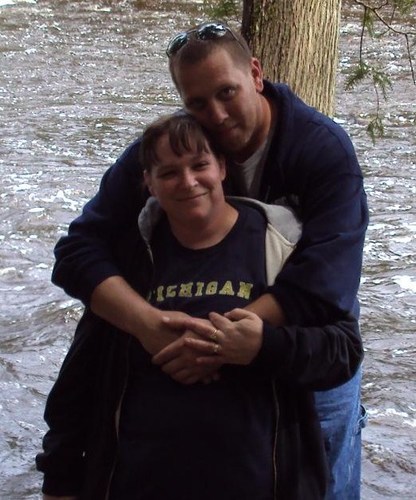 Razr_BigE's profile picture. I am happily married to the love of my life and I enjoy every moment I spend with my family. Cause family is what's most important.