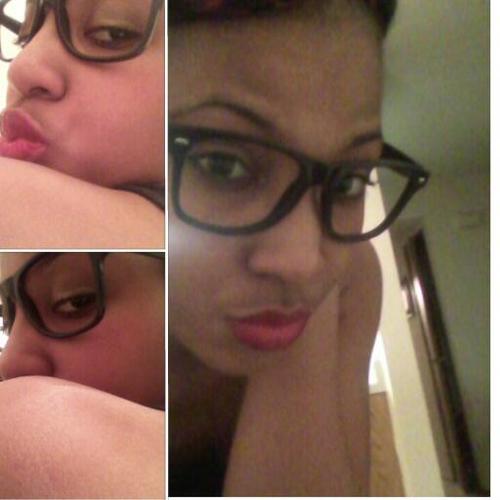 WELCOME TO MY WORLD! yeah its ME! Mrs.keepurfeelingstourself and I'll do the same baby!  #teamkc #teamchiefs #teamTHEHARDESTTHANGMOVIN