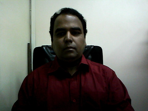 rrliton's profile picture. 