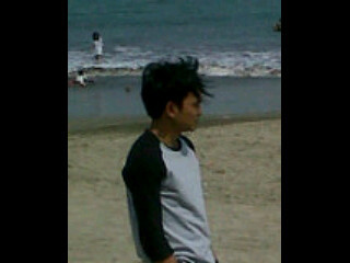 BentoSatria's profile picture. 