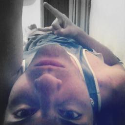 Sou um principe ! satisfação Bruno, 
18 anos ,taurino ,doritos&coca e violao. *-*http://t.co/ksRU8Pkiyk 
só estou aqui pra me divertir ...