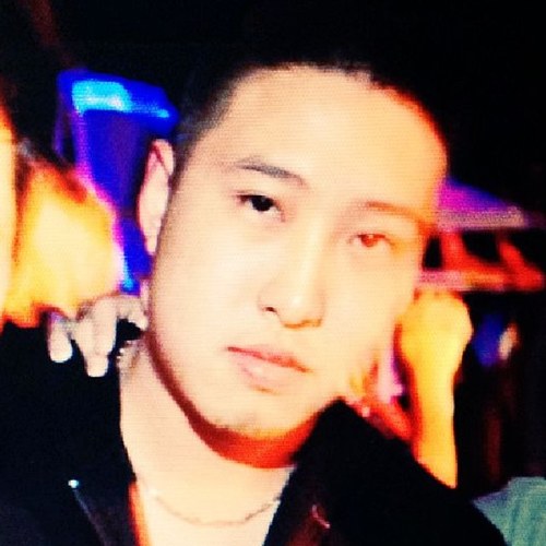 Ve12non's profile picture. 