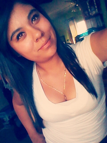 ♥RHS 7teen♡Follow ma bff @_VictoriaBeee♡ #TEAMJORDANS♥ Am beautiful nd jus looking for my dream guy tat can handle me still!♡Tats all u gotta kno♡