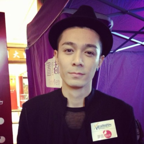 KyLE39abc's profile picture. 