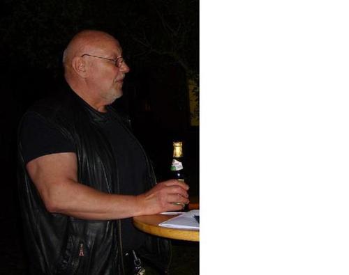 RussTwruss's profile picture. Entwicklung in der Gummi-Walzen-Technik, für alle Transport- und Beschichtungsbereiche, mit sämtlichen Elastomeren.