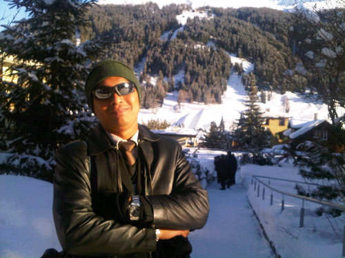 ipungazhar's profile picture. IG : ipoonkazhar 
Youtube : Ompung Azhar Channel