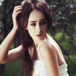 i'm 17 years old.I like listening to music, watching movies, if you follow me I will follow you