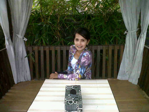 ivonia_rainbow's profile picture. 