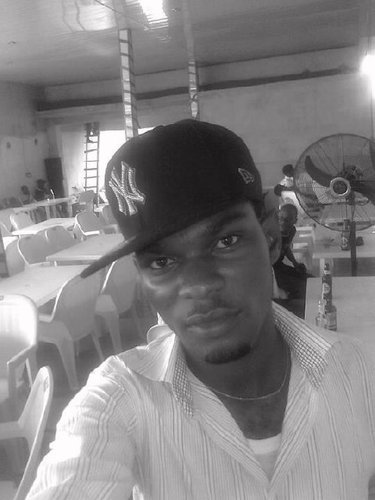 TAkinmorin's profile picture. Am cool lovely guy,love 2 meet friend