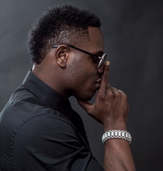Fan page for Miami artist Mr. Figaro. Keep up with his latest music. Visit http://t.co/p9LzPLvi