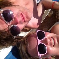 Zoey Nixon (@zoey_nixon) Twitter profile photo
