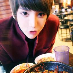 โฮลี่เฮลหรือท่านหม่อมโฮลี่ กูไม่เกรียนแค่ชอบทำตามใจตัวเอง #Thegu [ thegu.hollyhell@vip.cn ]
