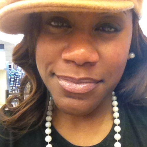 YAperfectCHELLE's profile picture. Fearless. Taken. Woke. Queen👸🏽