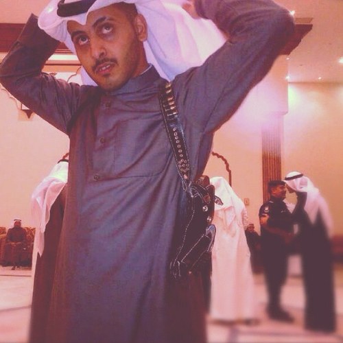 لآ شيء يعجبني ! وشكرا.        أنـا لـــه وكـفــى!!