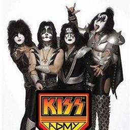 kiss23_kiss's profile picture. 