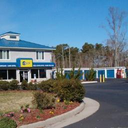 Storage Professionals, Cheerful staff, very nice place to store your belongings!