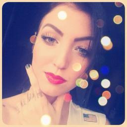 Smiler ♥ Facebook : Beatriz Macedo ♥ Quem é smiler curti ai : http://t.co/MK3luf1e   , http://t.co/unjp3As0