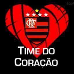 Ele vibra, ele é fibra, muita libra já pesou. Flamengo até morrer eu sou!
