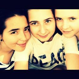 EszterRuzsa's profile picture. ~ SzJG,One Direction,Vámpírnaplók, 30 Seconds To Mars Forevöööör!:D:K
~Bízzál  az életben, nem ok nélkül kaptad ! ;)
Follow me!:D