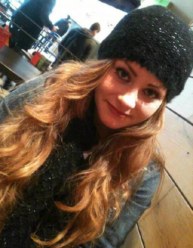 AlexxParkes's profile picture. i sing tho. 28163D48