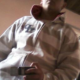 ↘ Nãao peensee em miiim só quuando tiiver mootiivos , maiis faaça dee miim oo motiivo doos seeus peensameentoos '''