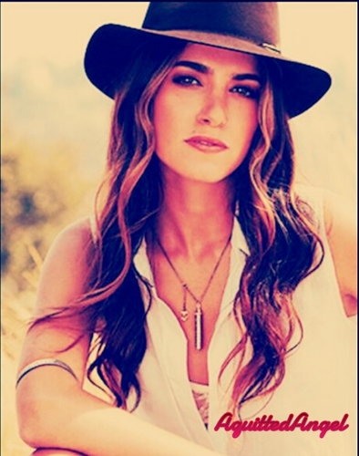 #TwiRP 18+MC™| Save him? yes, it was the right thing to do. Trust him.. Love him? Give me a damn good reason.