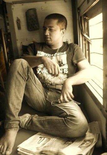 abhi_shoots89's profile picture. I am what I am.