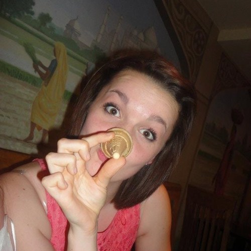 beth__rose's profile picture. live life how you wanna live it, dont let no one judge you, just give 'em the middle finger and walk away