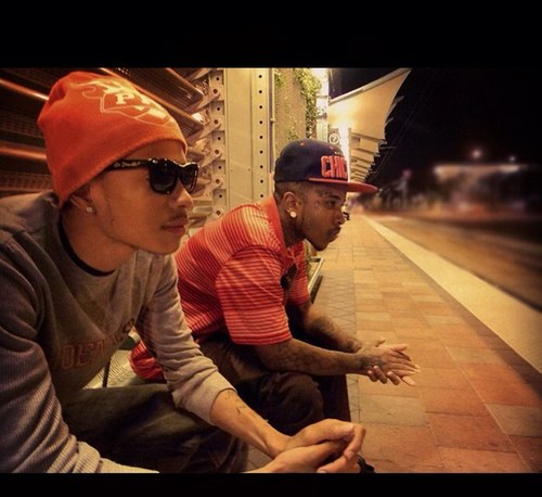 2ILL4LIFE's profile picture. we're the rap group 2ILL check us out on http://t.co/ItYzVojGXk and download the mixtape http://t.co/lUQ35N9wSr @AJTheBreeze @TayTheAssasinSG