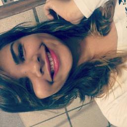Renda-se, como eu me rendi. Mergulhe no que você não conhece como eu mergulhei. Não se preocupe em entender, viver ultrapassa qualquer entendimento.