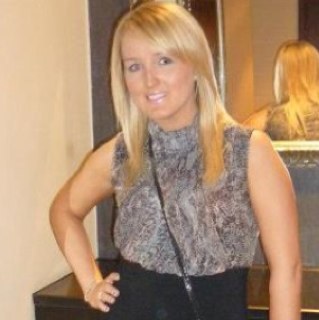 laurafry24's profile picture. 