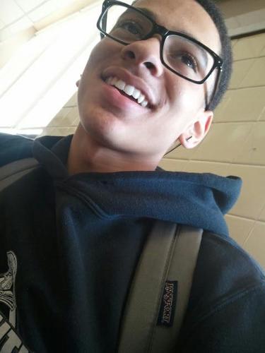 kickpushboard's profile picture. hot damn skaterrr