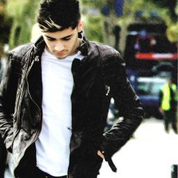 IsntZaynMalik's profile picture. You poked your way into my shy heart, and I love it. Taken by @NiallerJHoranx  [RP/FL (bi)]