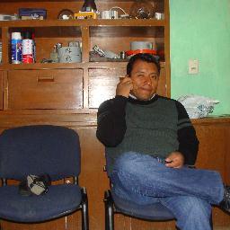 Solo se que soy una persona normal como cualquier otra, y para mi el nivel de estudio creo que se debe demostrar en el ambito laboral......