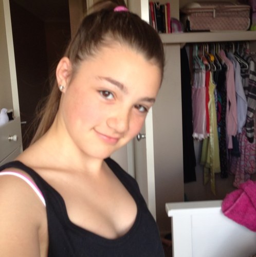 kissmejai1234's profile picture. 