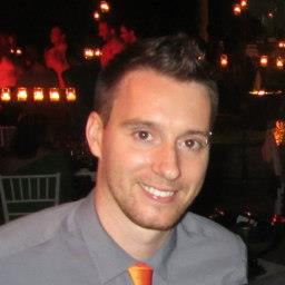 Pescador en kayak. Ingeniero de sistemas en DOTW, trabajando con Go, AWS, bigdata.