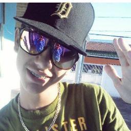 ,, não deishe ttuÁ malldÁde cobriiir tteu sorriso ,
QQem ttëm 7* viiidÁs é o Gatto então ttomÁ Juiso ♪♫


# TwiitteR  ORIGINAIS , o restto é FAKE  ↓